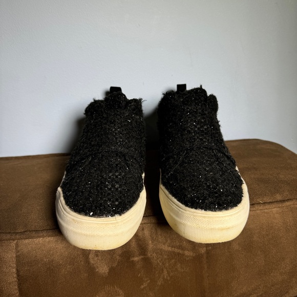 dv by Dolce Vita Lamra Embellished Sequin Boucle Shoes Sneakers Slip On in Black - Picture 4 of 12